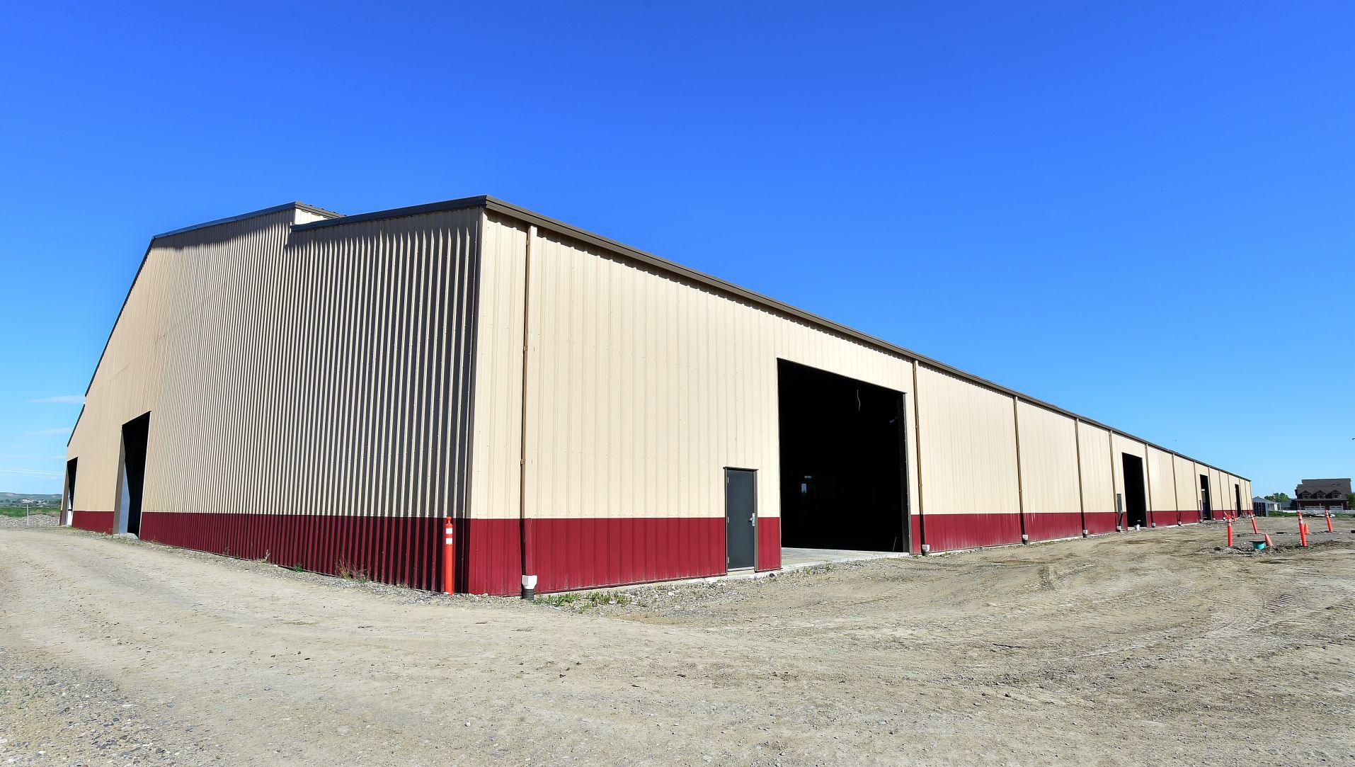 Revolution exterior